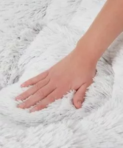 Frisco Eyelash Cat & Dog Bolster Bed -The Frisco Store 210134 PT5. SY630 V1589289408