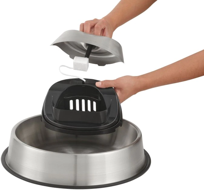 Frisco Stainless Steel Round Dog & Cat Fountain, 1 Gallon 8 Frisco Stainless Steel Round Dog & Cat Fountain, 1 Gallon - Image 6