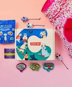 Goody Box||Frisco Goody Box Retro Toys & Treats + Frisco Multi-Cat Unscented Clumping Clay Cat Litter -The Frisco Store 338669 PT2. SY630 V1635895118