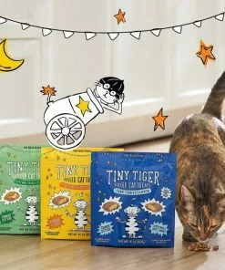 Goody Box||Frisco Goody Box Retro Toys & Treats + Frisco Multi-Cat Unscented Clumping Clay Cat Litter -The Frisco Store 338669 PT4. SY630 V1635908429